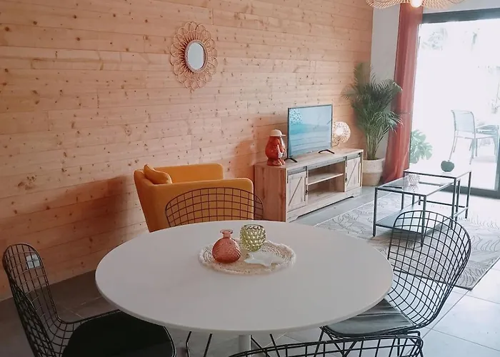 Σπίτι διακοπών Maison Jardin Tram,mer 15mn Voiture *
